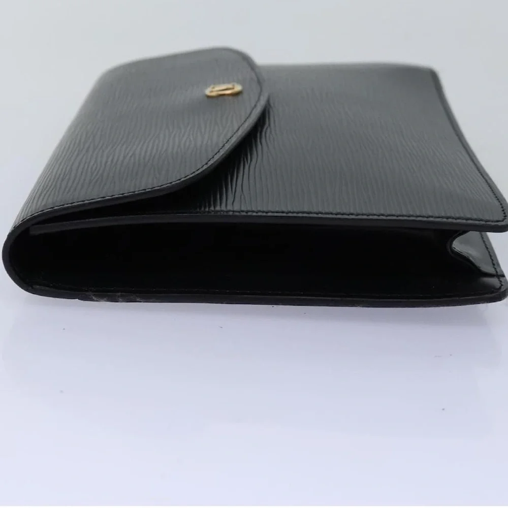 💎AUTHENTIC 💎Louis Vuitton Vintage Epi Montaigne 27 clutch w/insert & chain - Picture 3 of 14